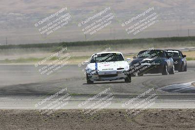 media/Jun-01-2024-CalClub SCCA (Sat) [[0aa0dc4a91]]/Group 3/Race/